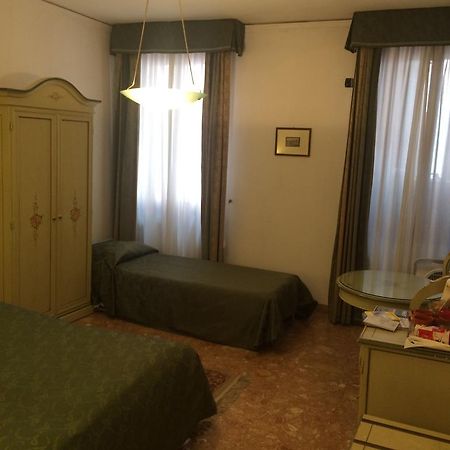 Отель Ca Del Pozzo Венеция Экстерьер фото